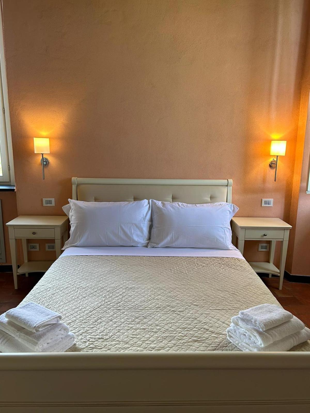 Palazzo Costa Hotel Beverino Luaran gambar